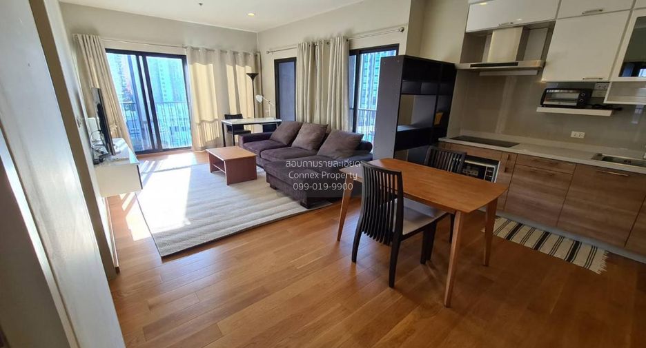 For rent 2 bedrooms condo in Khlong Toei, Bangkok