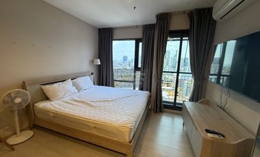 Wohnung zur Miete mit 1 Zimmer in Khlong Toei, Bangkok