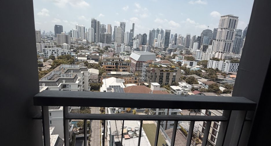 Condo en alquiler de 1 habitaciones en Khlong Toei, Bangkok