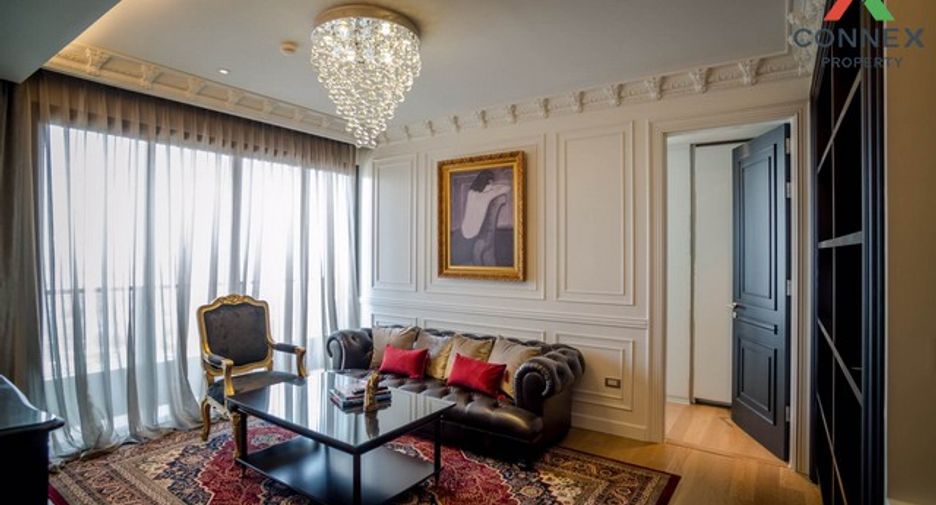 For rent 3 bedrooms condo in Khlong Toei, Bangkok