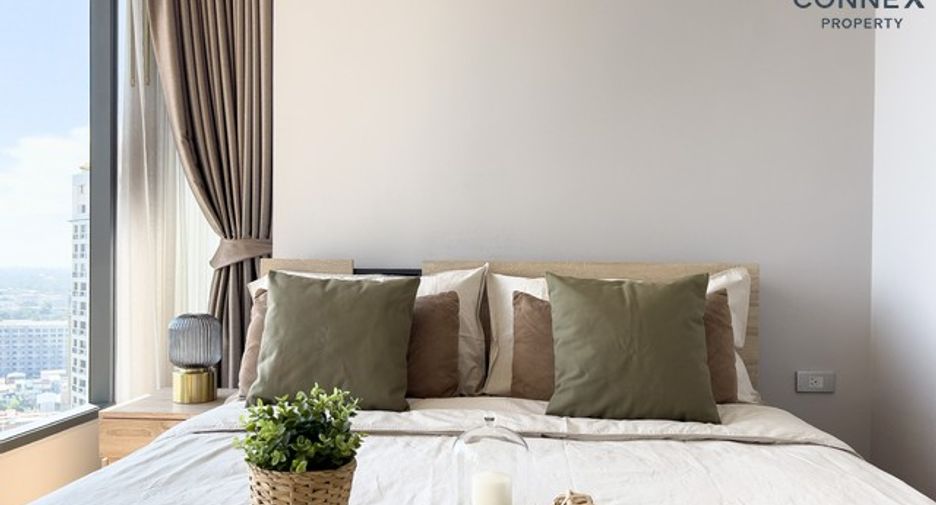 For rent 2 bedrooms condo in Khlong Toei, Bangkok