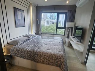 For rent 1 bed condo in Pathum Wan, Bangkok