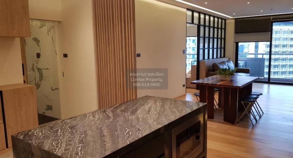 For rent 2 bedrooms condo in Bang Rak, Bangkok