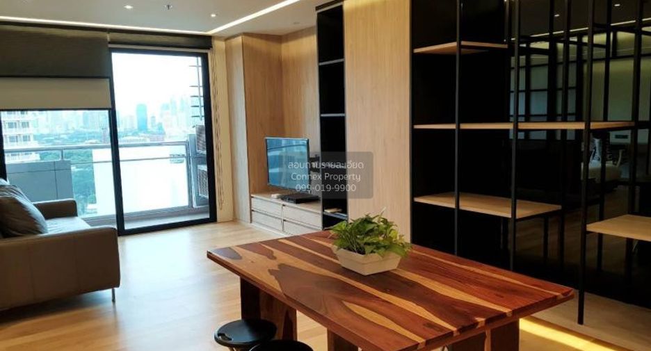 For rent 2 bedrooms condo in Bang Rak, Bangkok