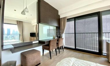 Condo en alquiler de 1 habitaciones en Khlong Toei, Bangkok