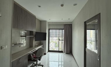 À louer 1 chambre condo à Khlong Toei, Bangkok
