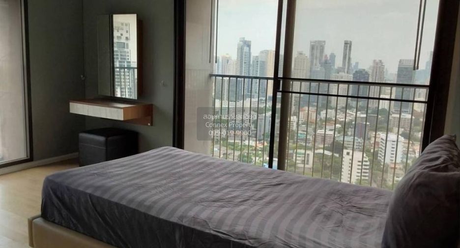 For rent 3 ベッドルーム condo in Khlong Toei, Bangkok