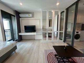 For rent 1 bed condo in Pathum Wan, Bangkok