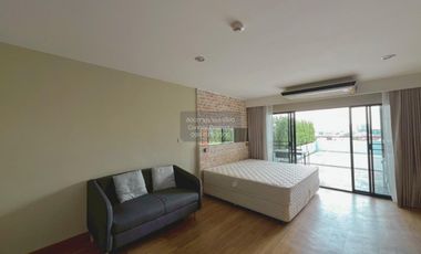 Condo en alquiler de 1 habitaciones en Bang Na, Bangkok