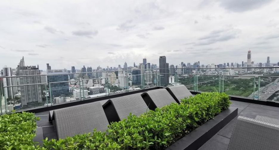 Condo en alquiler de 1 habitaciones en Huai Khwang, Bangkok