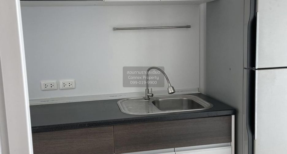 Condo en alquiler de 2 habitaciones en Yan Nawa, Bangkok