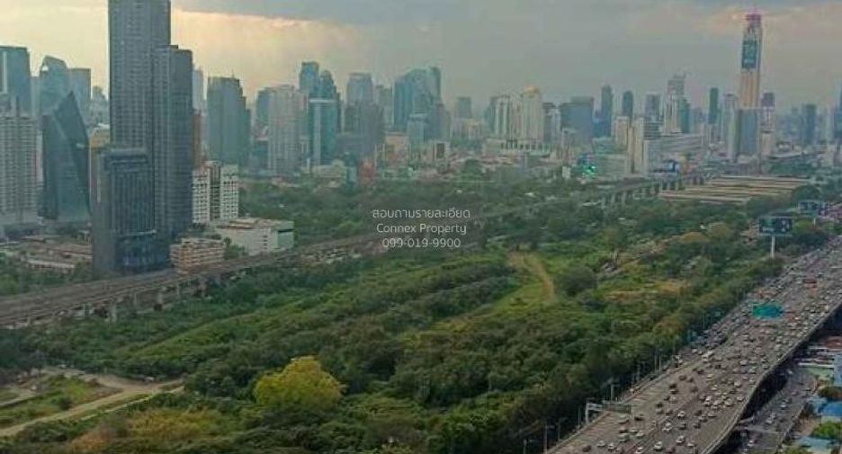 For rent 1 bed condo in Huai Khwang, Bangkok