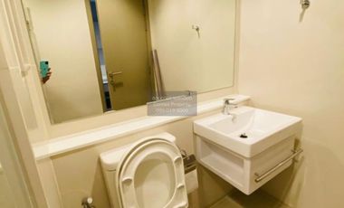 Wohnung zur Miete mit 1 Zimmer in Huai Khwang, Bangkok