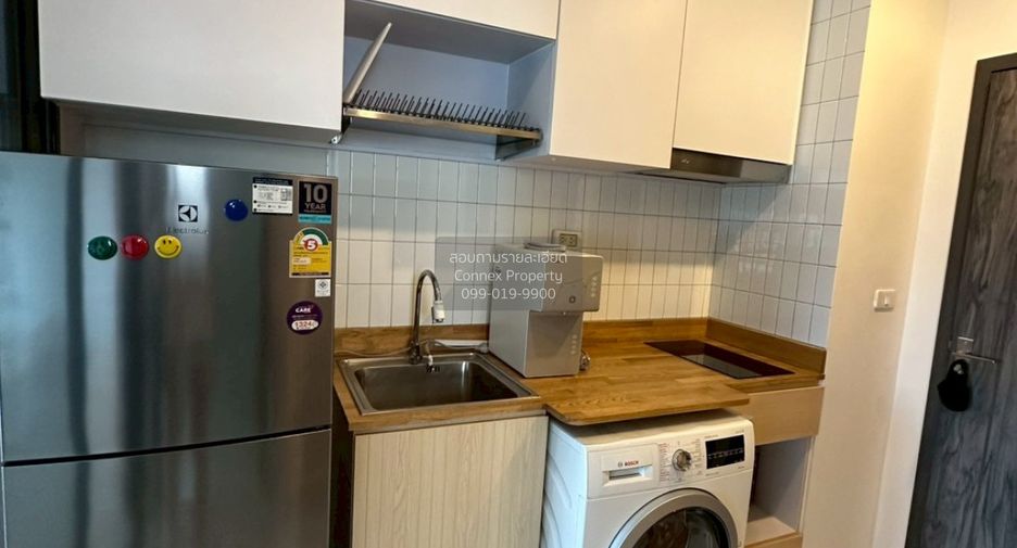 For rent 2 bedrooms condo in Bang Na, Bangkok