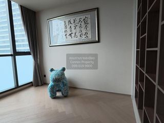 For rent 4 bedrooms condo in Sathon, Bangkok