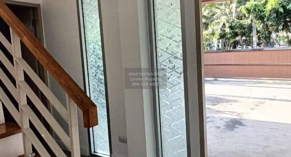 Haus zur Miete mit 3 Zimmer in Bang Phli, Samut Prakan