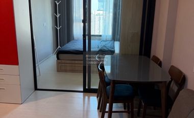 Condo en alquiler de 2 habitaciones en Watthana, Bangkok