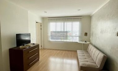 Condo en alquiler de 2 habitaciones en Bang Phlat, Bangkok