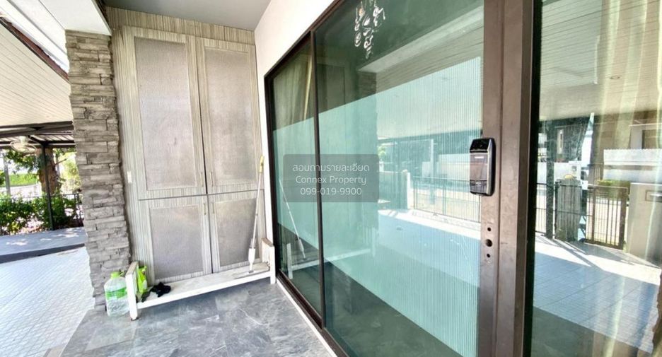 For rent 5 bedrooms house in Bang Khun Thian, Bangkok