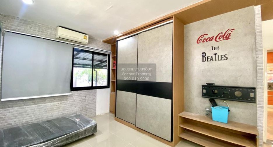 For rent 5 bedrooms house in Bang Khun Thian, Bangkok