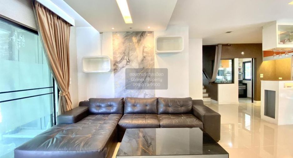 For rent 5 bedrooms house in Bang Khun Thian, Bangkok