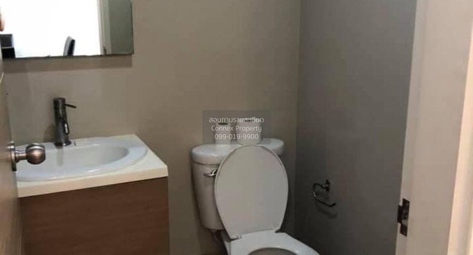 For rent 2 bedrooms condo in Khlong San, Bangkok