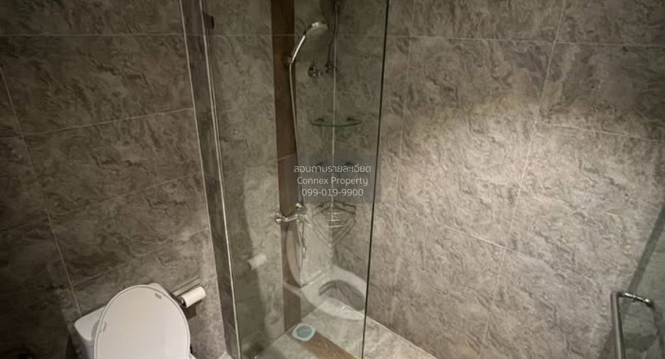 For rent 2 bedrooms condo in Sathon, Bangkok