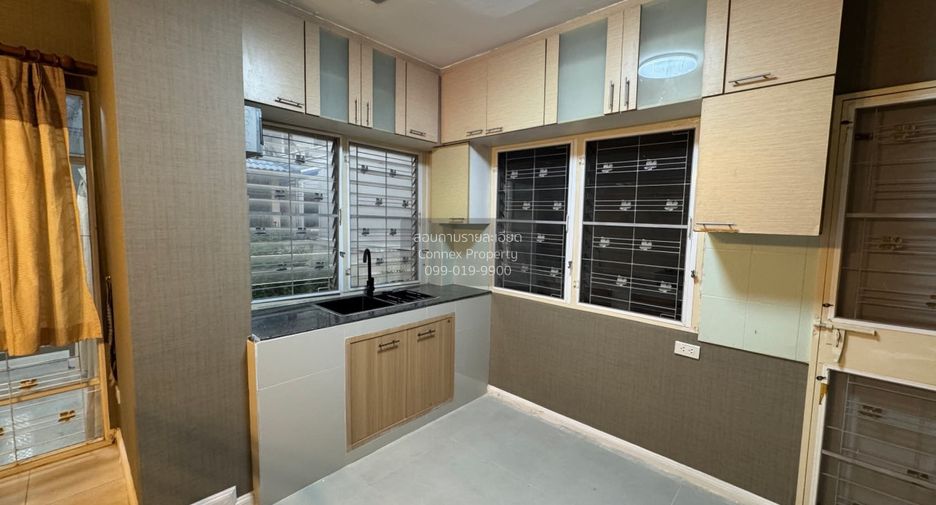 For rent 3 ベッドルーム house in Lat Krabang, Bangkok
