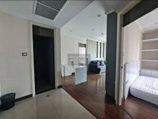 For rent 2 bedrooms condo in Sathon, Bangkok