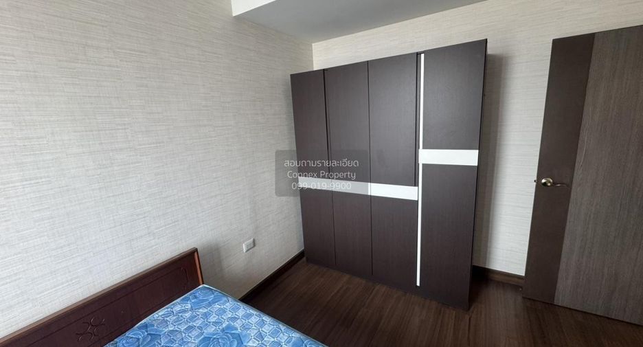 For rent 2 bedrooms condo in Sathon, Bangkok