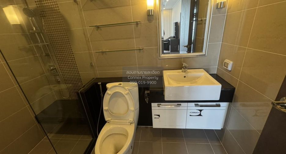 For rent 2 bedrooms condo in Sathon, Bangkok