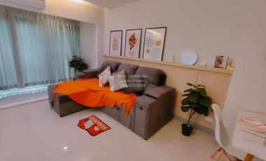 For rent 2 bedrooms condo in Bangkok Noi, Bangkok