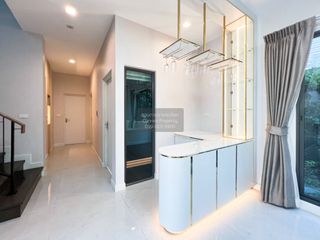出租 4 卧室 独立屋 在 Pak Kret, Nonthaburi