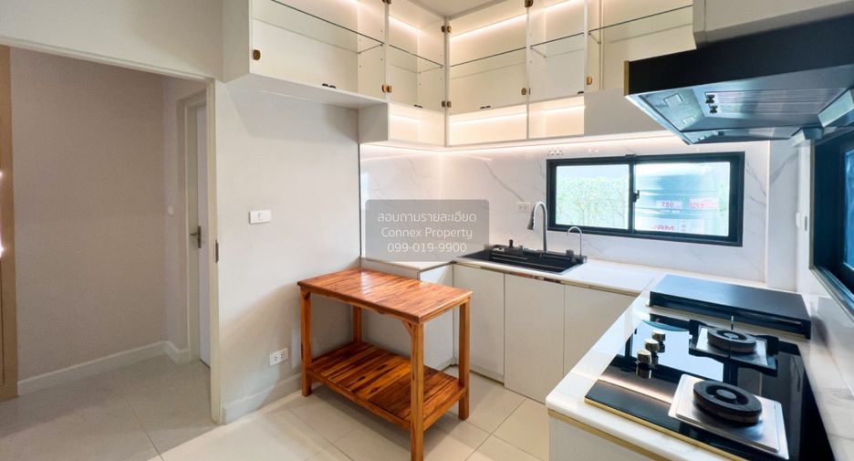 Haus zur Miete mit 4 Zimmer in Pak Kret, Nonthaburi