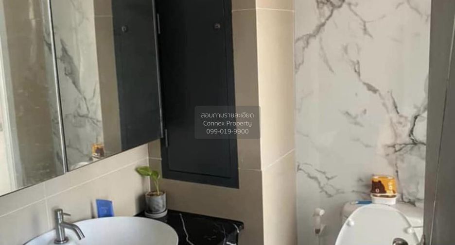 For rent 2 bedrooms condo in Wang Thonglang, Bangkok