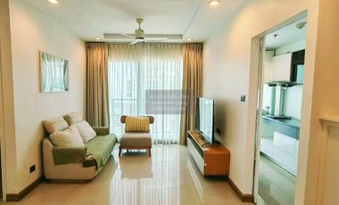 À louer 2 chambres condo à Huai Khwang, Bangkok