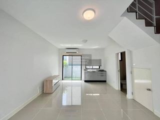 出租 3 卧室 联排别墅 在 Mueang Nonthaburi, Nonthaburi