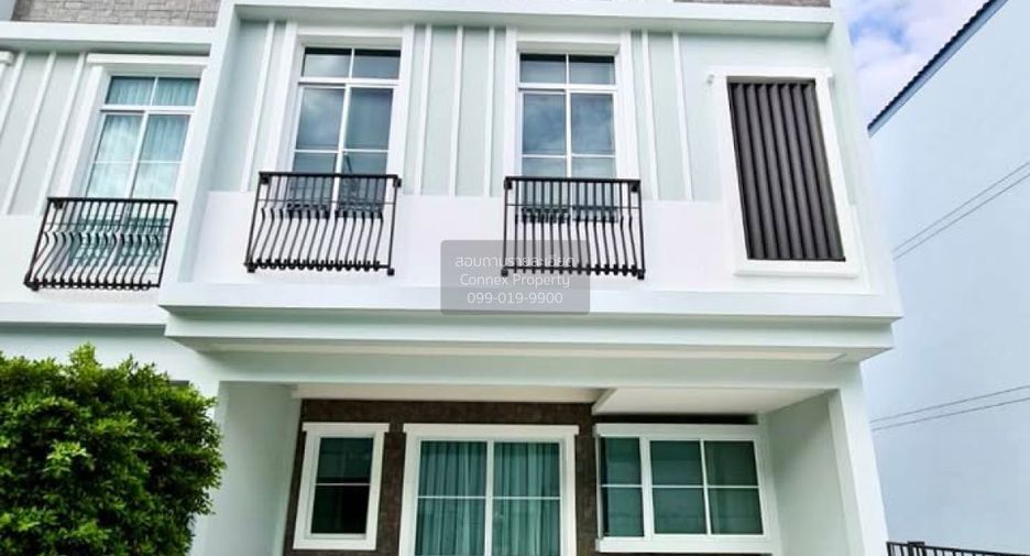 For rent 3 bedrooms townhouse in Prawet, Bangkok