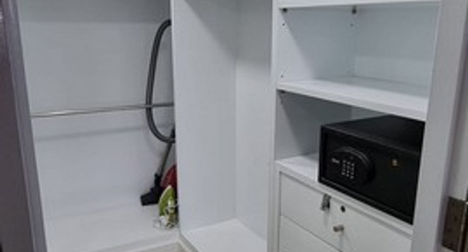 For rent 1 Beds condo in Khlong Toei, Bangkok