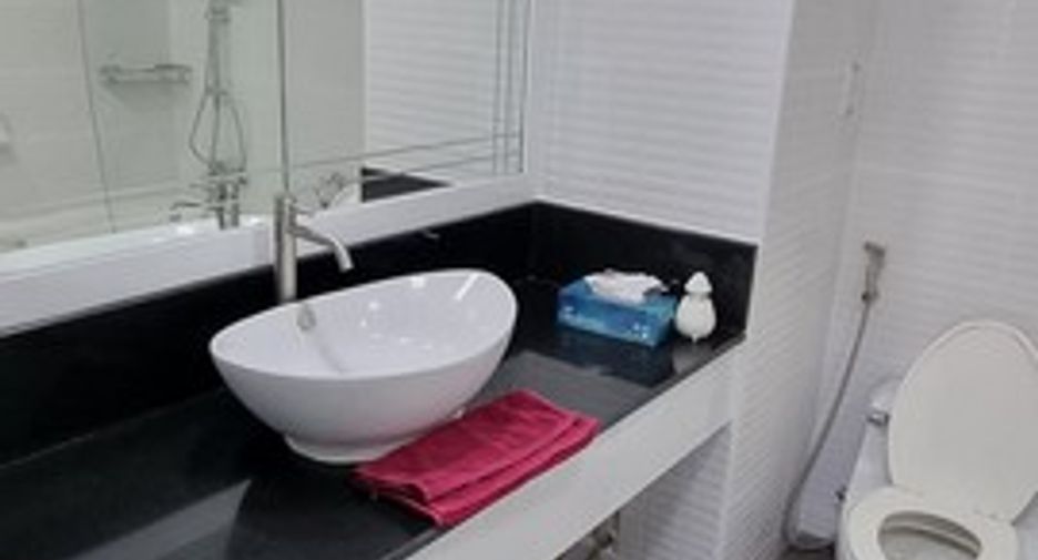 For rent 1 Beds condo in Khlong Toei, Bangkok