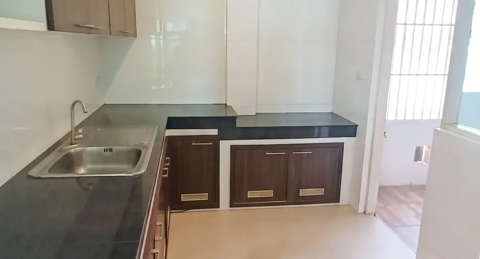 For sale and for rent 4 bedrooms house in Thanyaburi, Pathum Thani