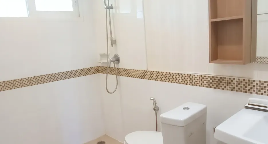 For sale and for rent 4 bedrooms house in Thanyaburi, Pathum Thani