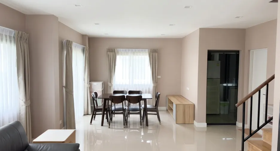 Casa en venta de 3 habitaciones en Mueang Pathum Thani, Pathum Thani