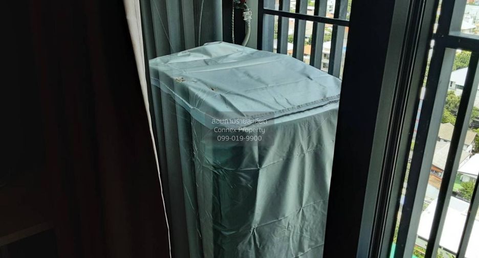 For rent 2 bedrooms condo in Din Daeng, Bangkok