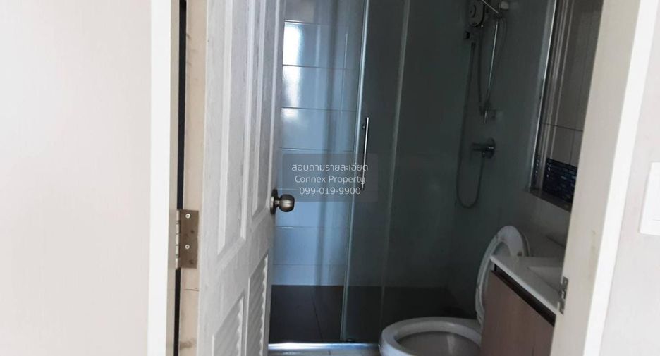For rent 2 bedrooms condo in Din Daeng, Bangkok