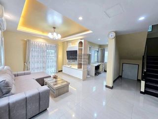 For rent 3 bedrooms house in Phra Samut Chedi, Samut Prakan