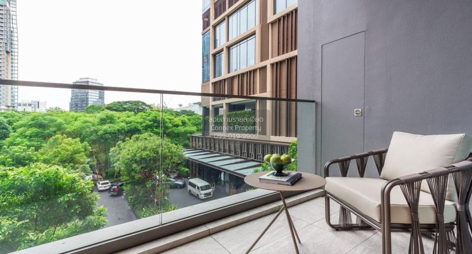 For rent 2 bedrooms condo in Pathum Wan, Bangkok