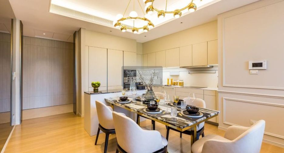 For rent 2 bedrooms condo in Pathum Wan, Bangkok