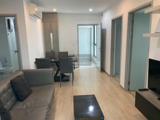 For rent 2 bedrooms condo in Thon Buri, Bangkok