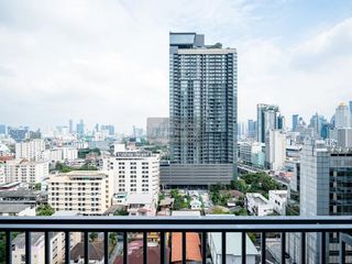 For rent 2 bedrooms condo in Ratchathewi, Bangkok